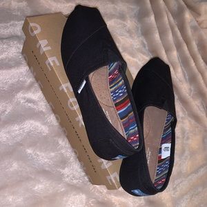 Black On Black Women's Canvas Classics